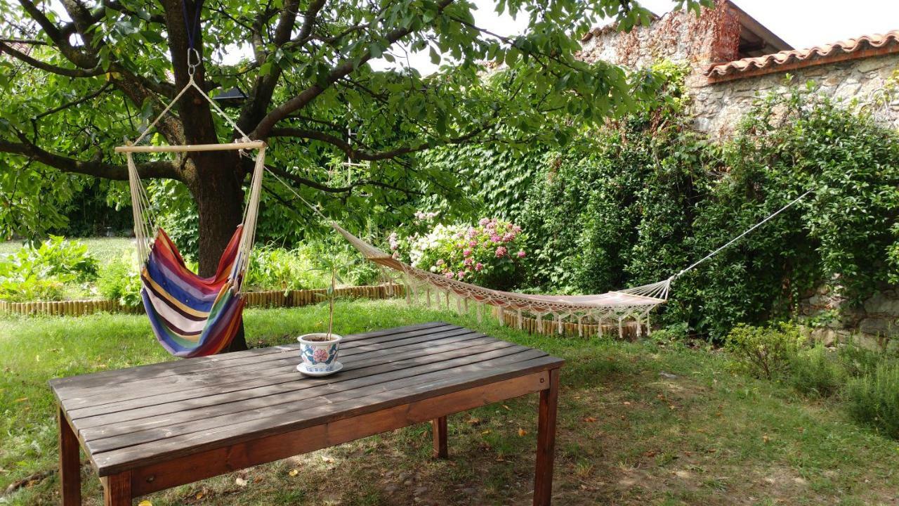 La Casa Del Movimento Lento Bed & Breakfast Roppolo ภายนอก รูปภาพ